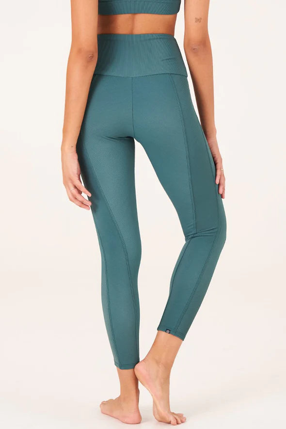 Sweetheart Midi Legging (Pale Cacti Rib)